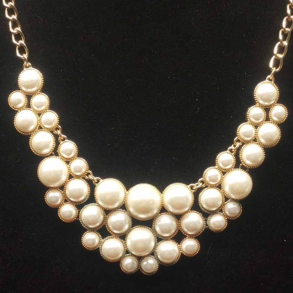 Gold Tone Faux Pearl Cluster Statement Necklace‎ Women Fashion Jewelry 16 in